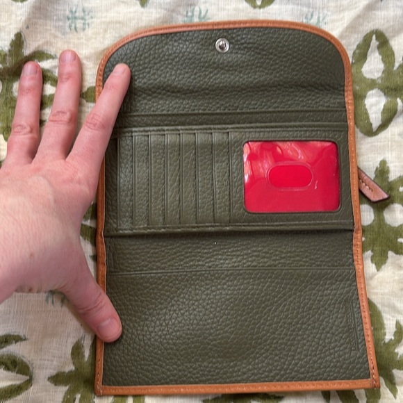 Dooney and Bourke Continental Green Leather Wallet with Brown Trim - Picture 3 of 3